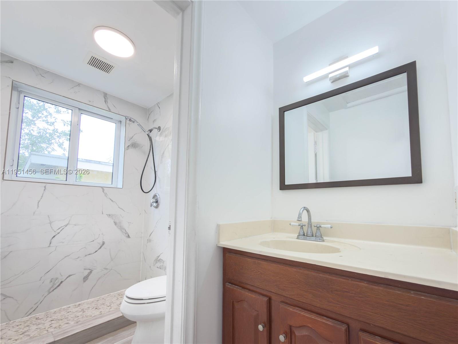 REV PL SEC 2 CC ESTATES - Residential