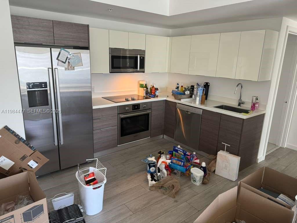 Brickell Ten - Residential Lease