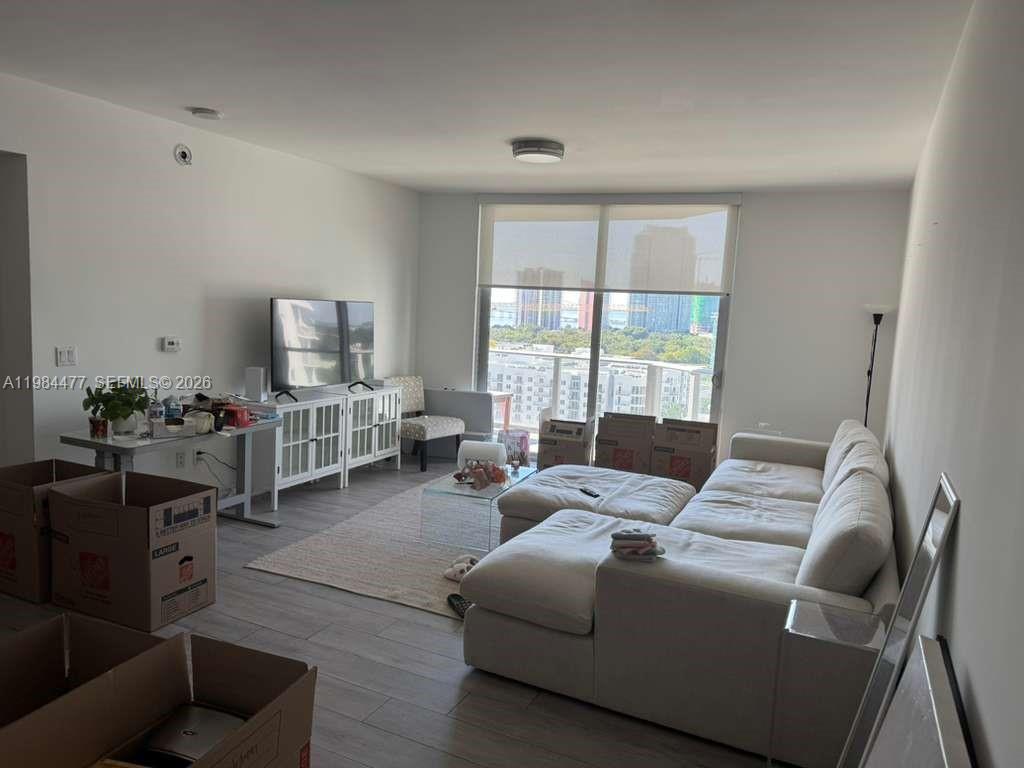 Brickell Ten - Residential Lease