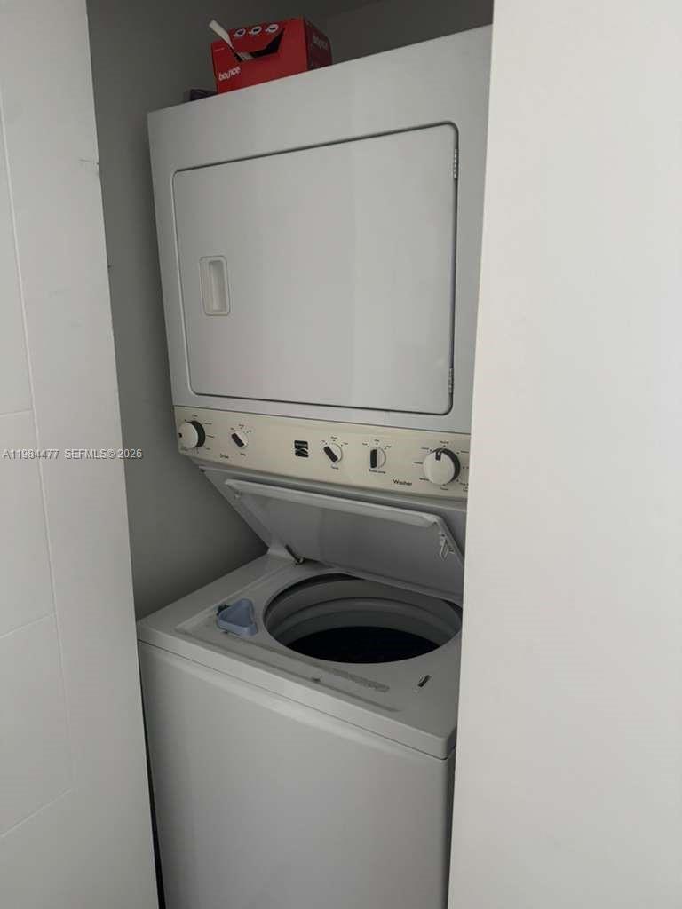 Brickell Ten - Residential Lease