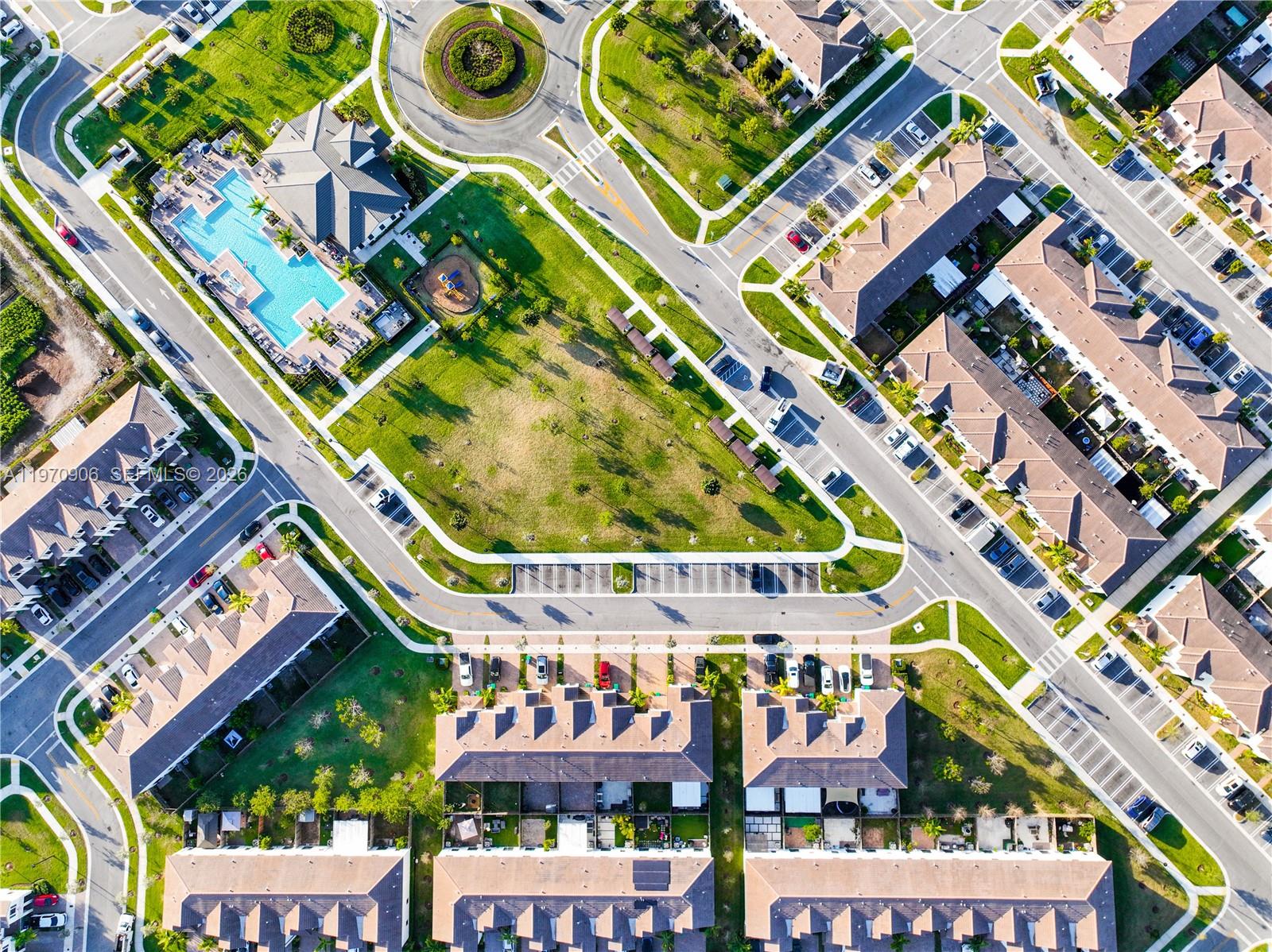 KENDALL ASSEMBLAGE SOUTH - Residential