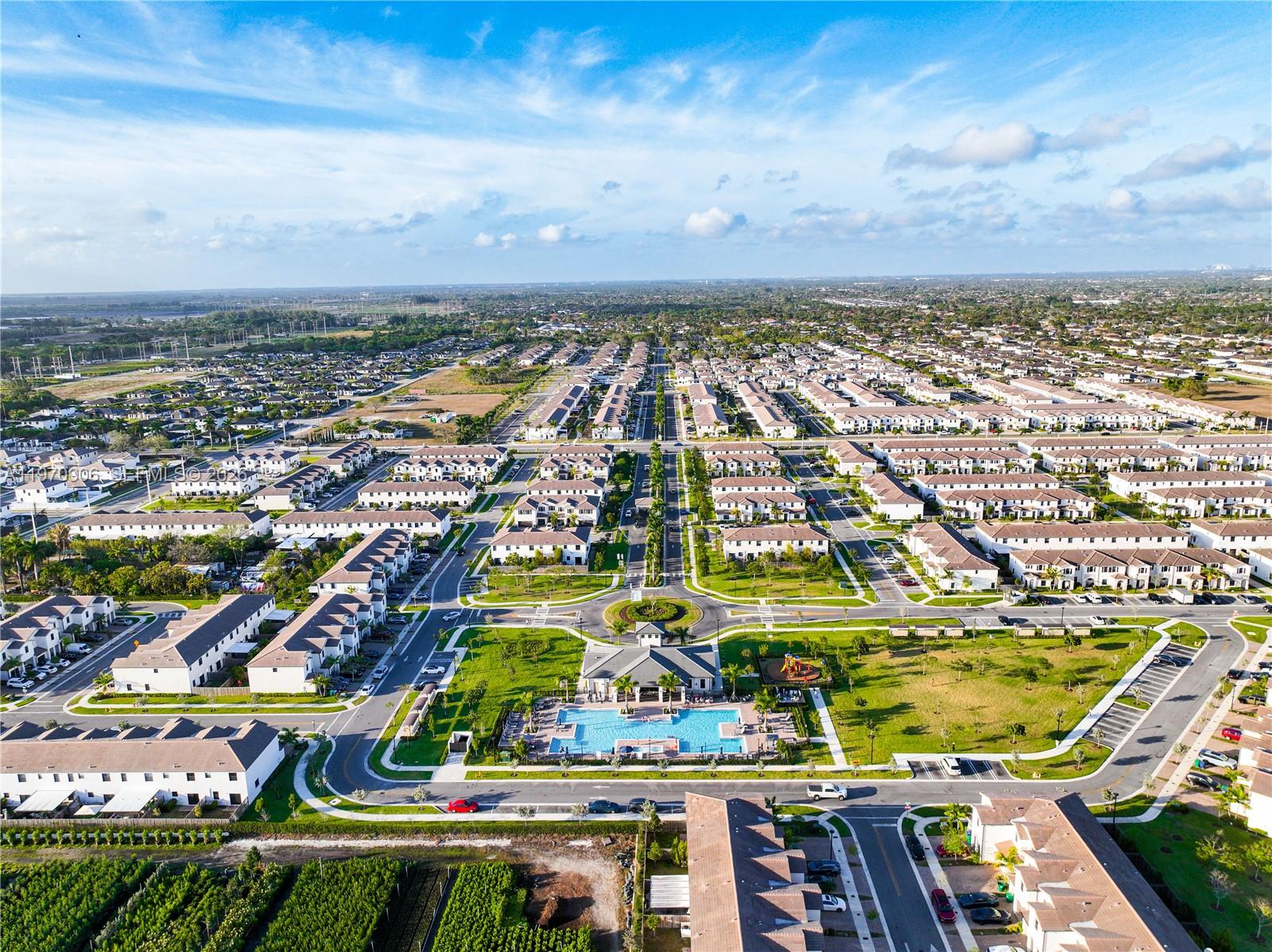 KENDALL ASSEMBLAGE SOUTH - Residential