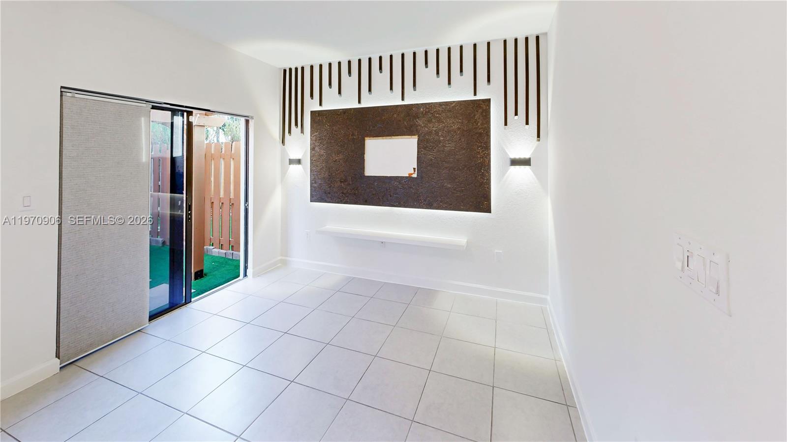 KENDALL ASSEMBLAGE SOUTH - Residential