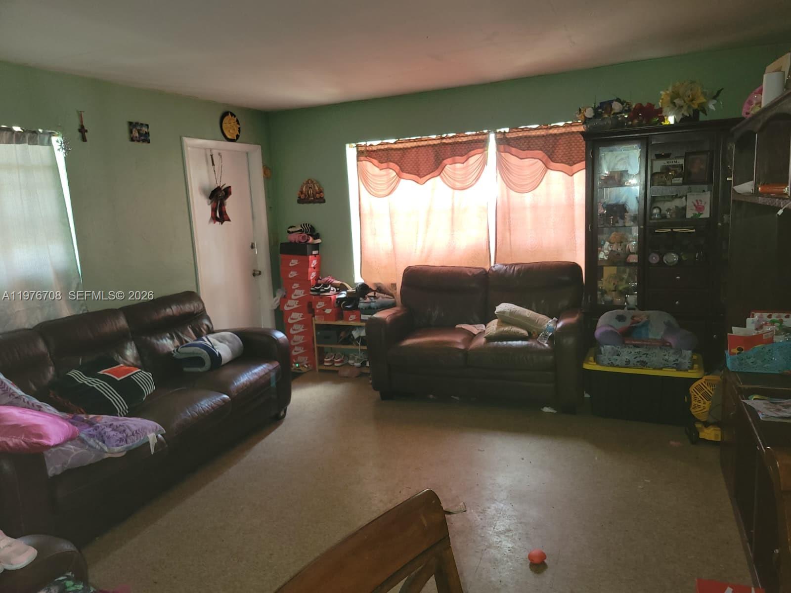 MCCLURE MANORS - Residential Income