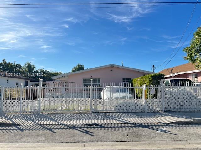 NORTHERN BLVD TRACK - Residential Income