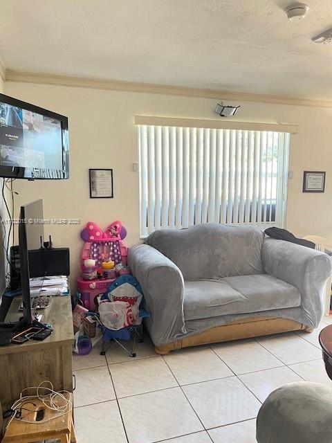 NORTHERN BLVD TRACK - Residential Income