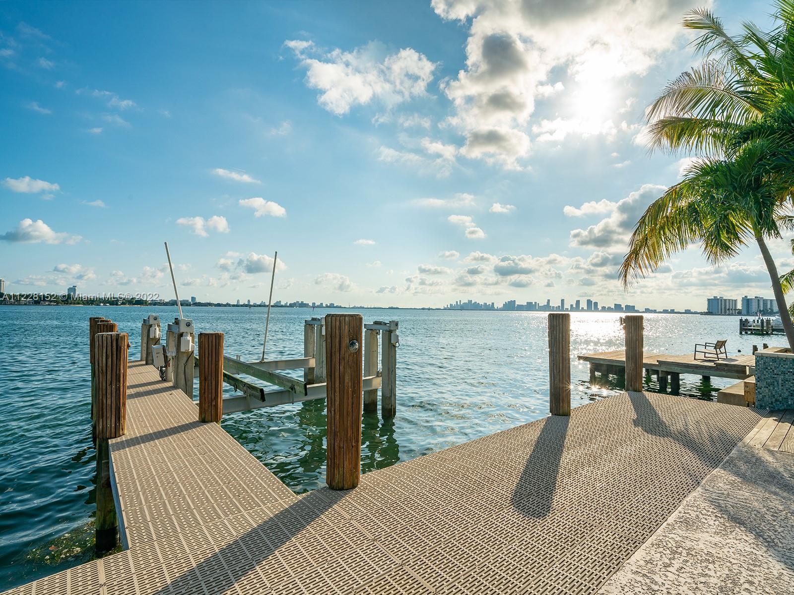 ISLE OF NORMANDY TROUVILL - Residential