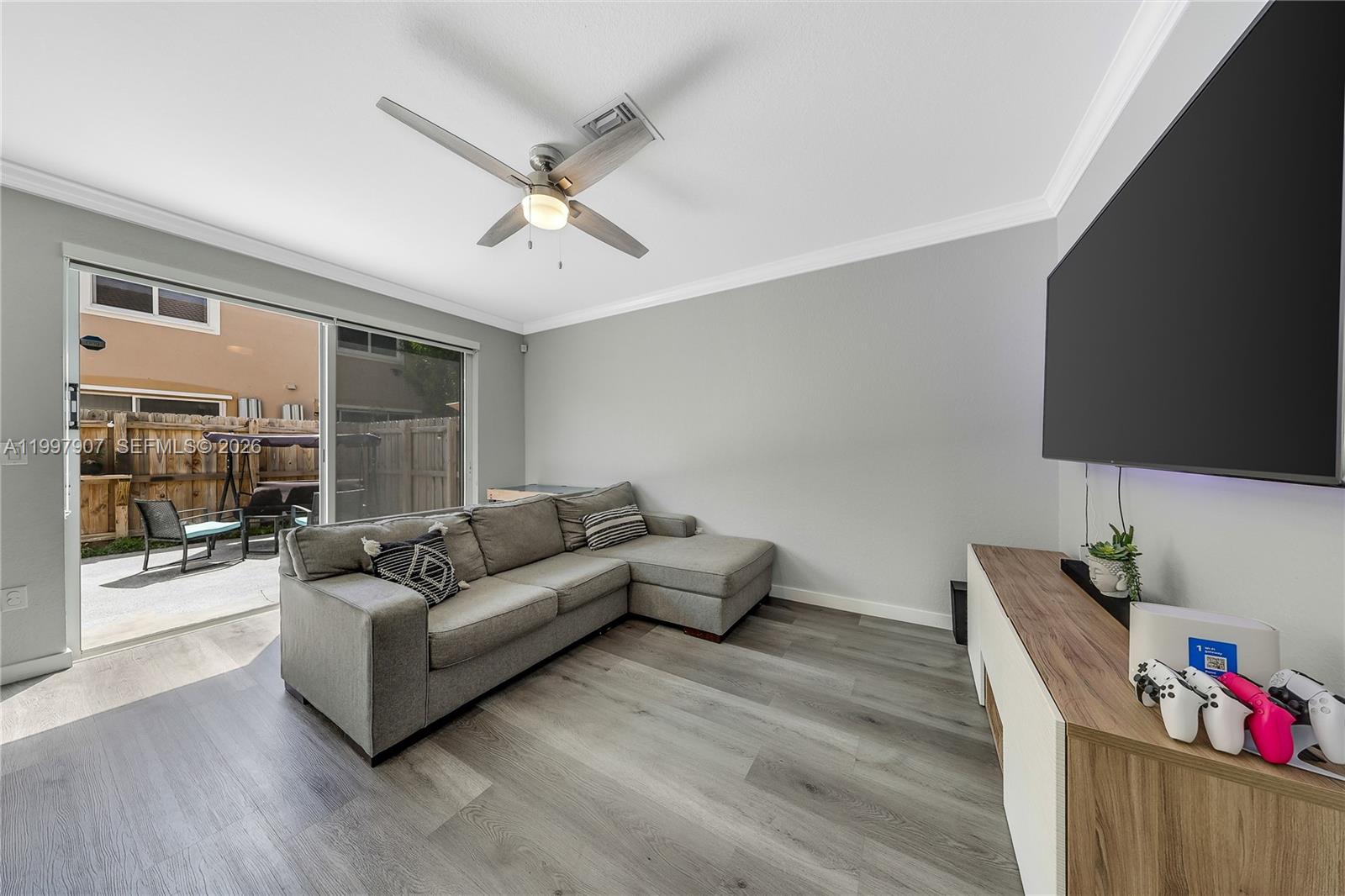 TOWNS AT SEASCAPE - Residential