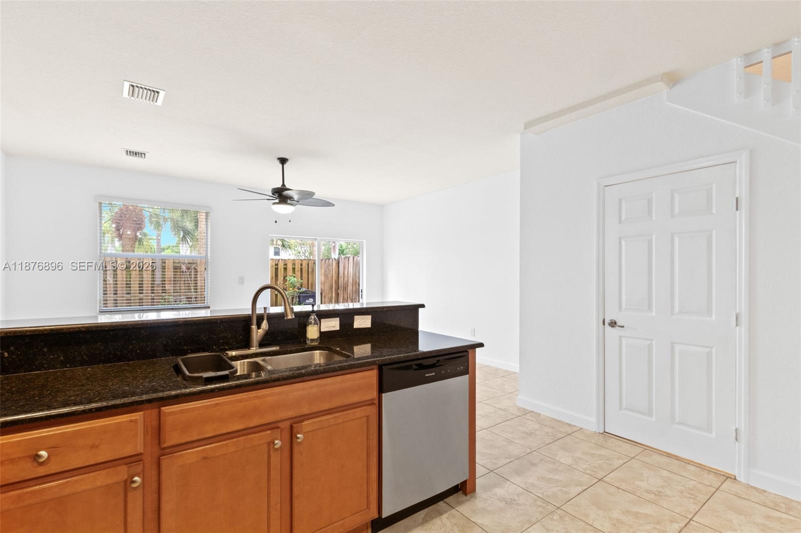 LAKES BY THE BAY EVE REPL - Residential Lease