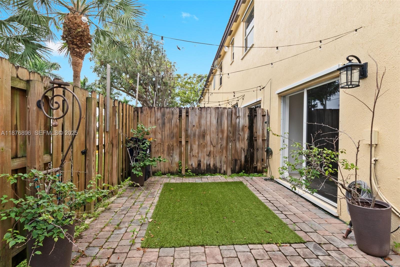 LAKES BY THE BAY EVE REPL - Residential Lease