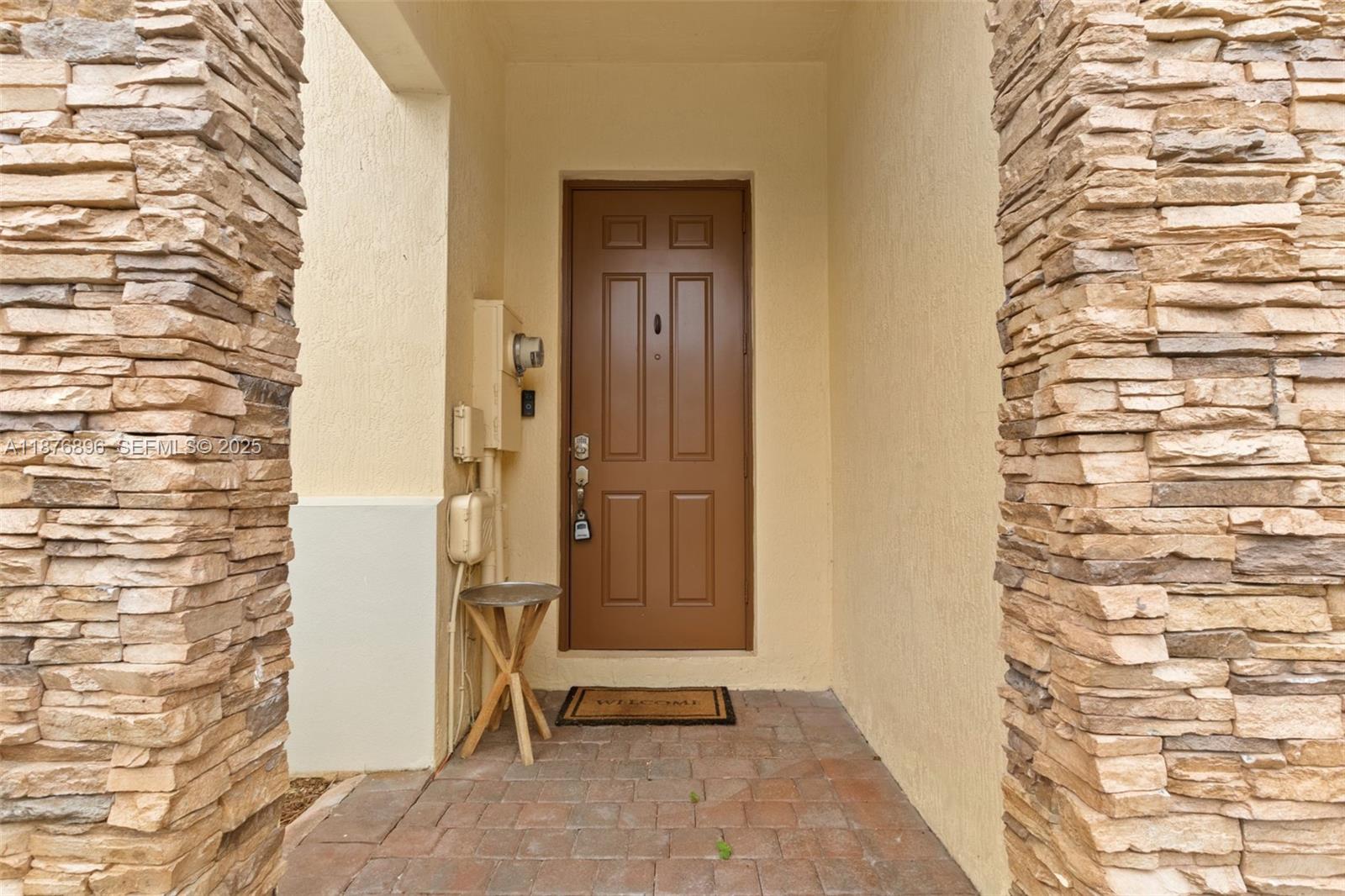 LAKES BY THE BAY EVE REPL - Residential Lease