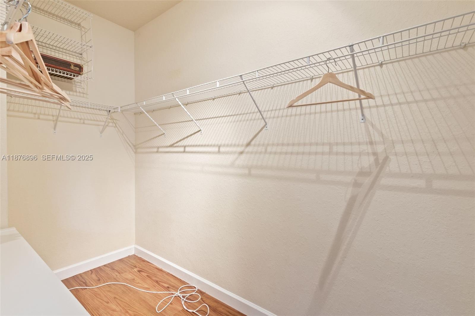 LAKES BY THE BAY EVE REPL - Residential Lease