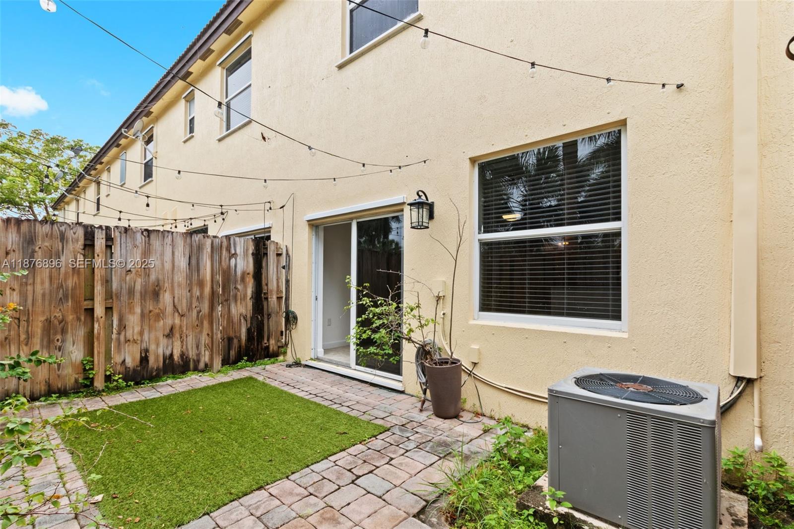 LAKES BY THE BAY EVE REPL - Residential Lease