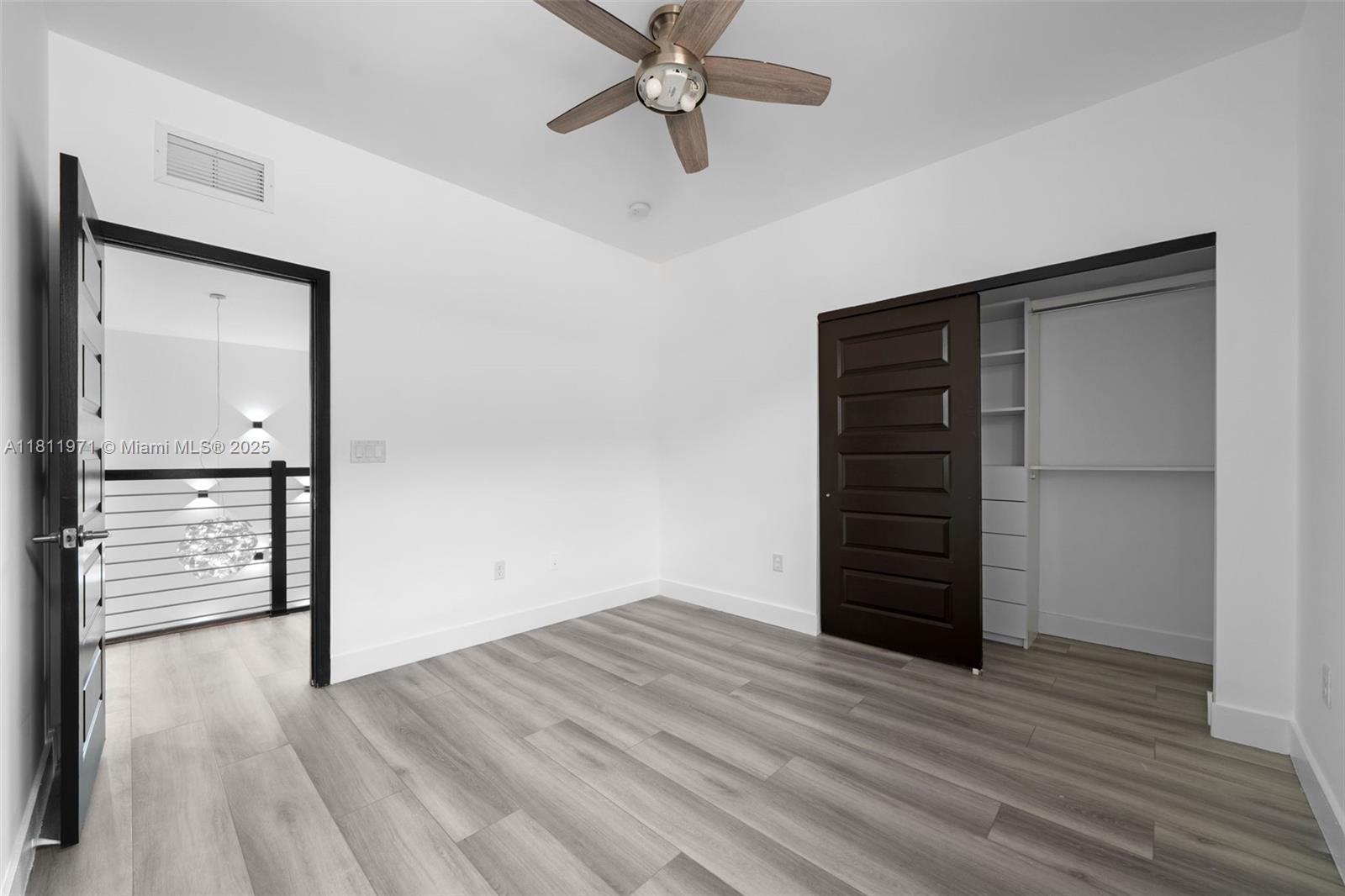 CRESTVIEW WEST - Residential