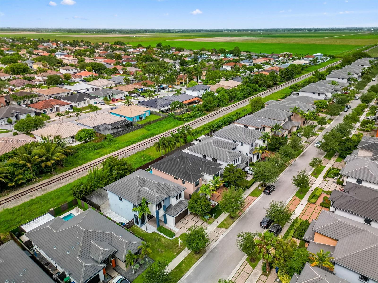 CRESTVIEW WEST - Residential