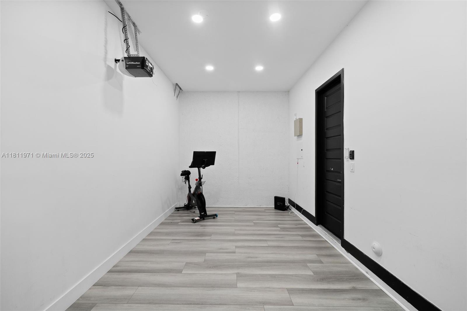 CRESTVIEW WEST - Residential