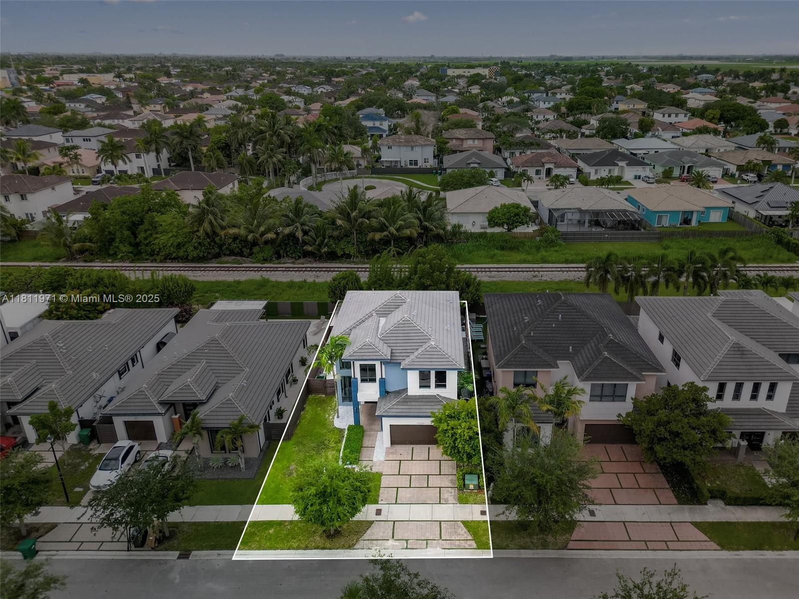 CRESTVIEW WEST - Residential