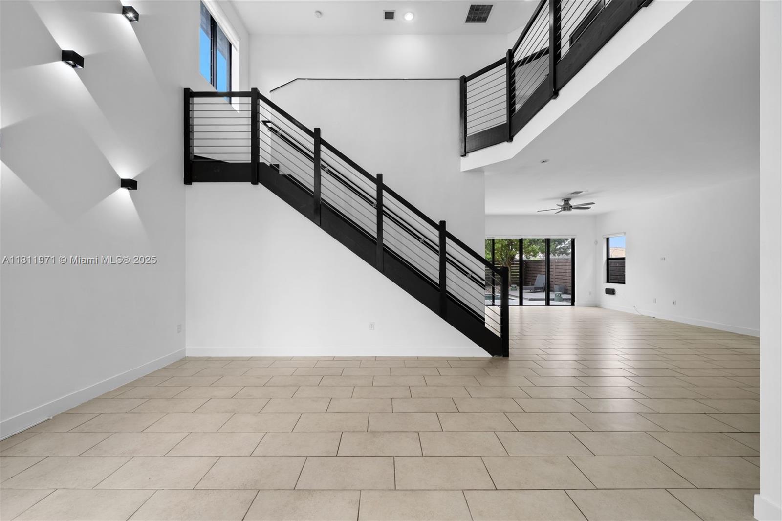 CRESTVIEW WEST - Residential