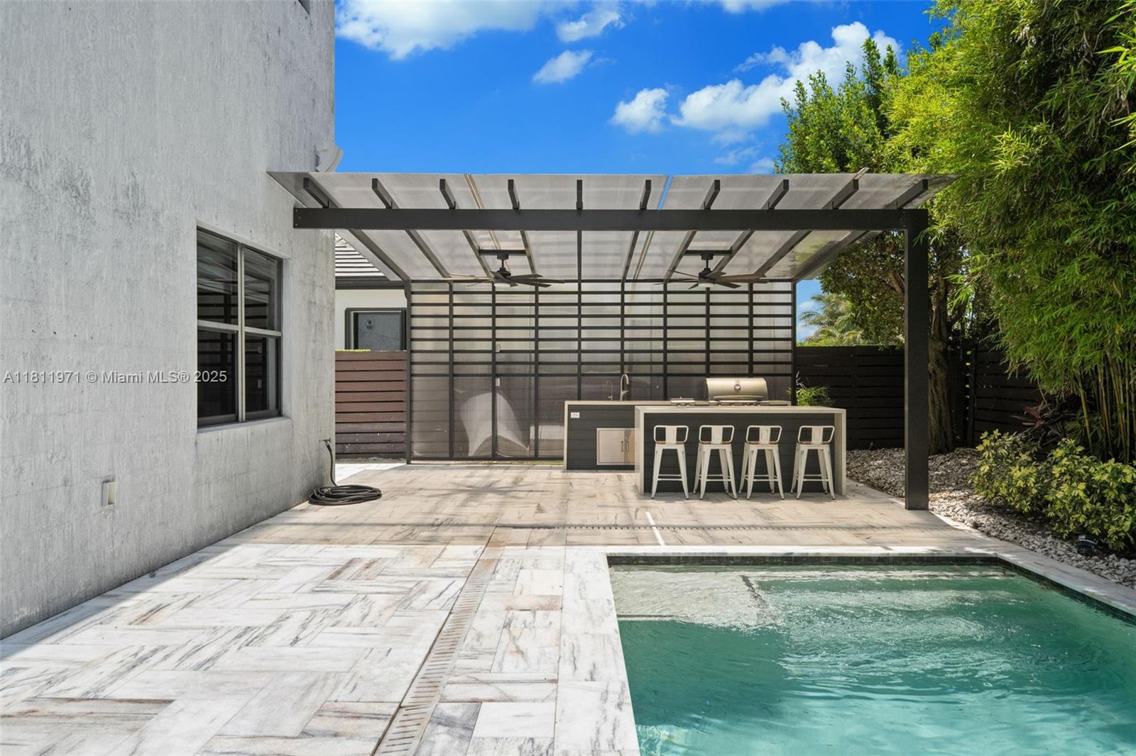 CRESTVIEW WEST - Residential