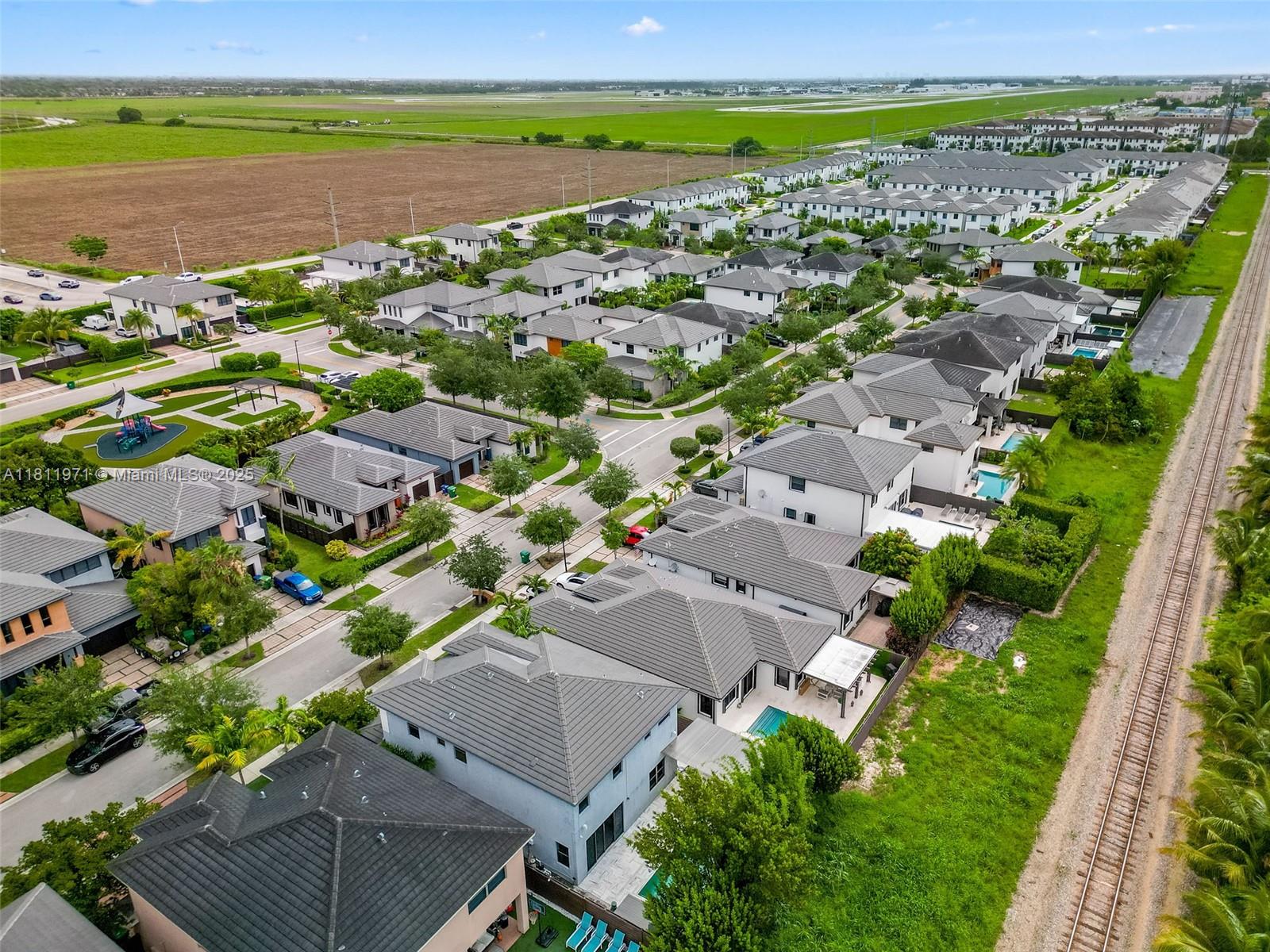 CRESTVIEW WEST - Residential