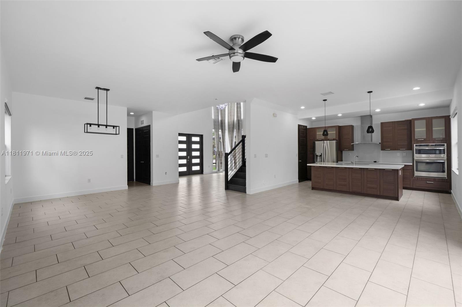 CRESTVIEW WEST - Residential