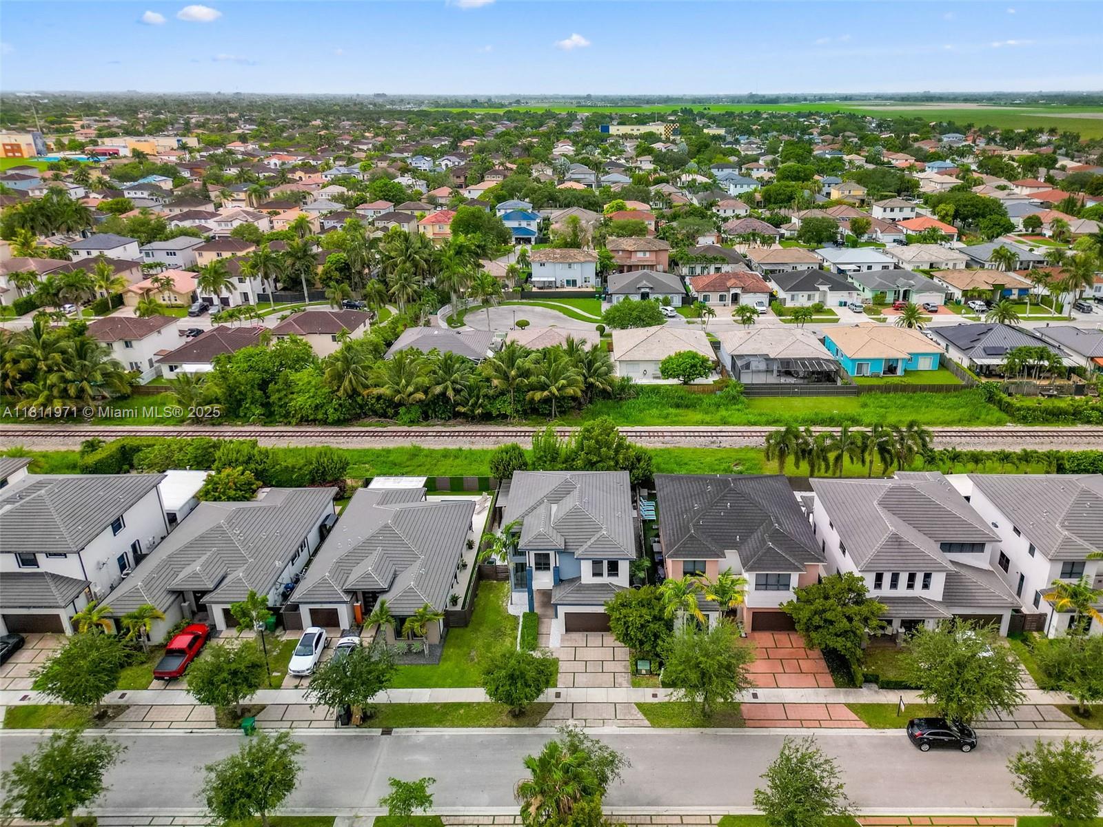 CRESTVIEW WEST - Residential