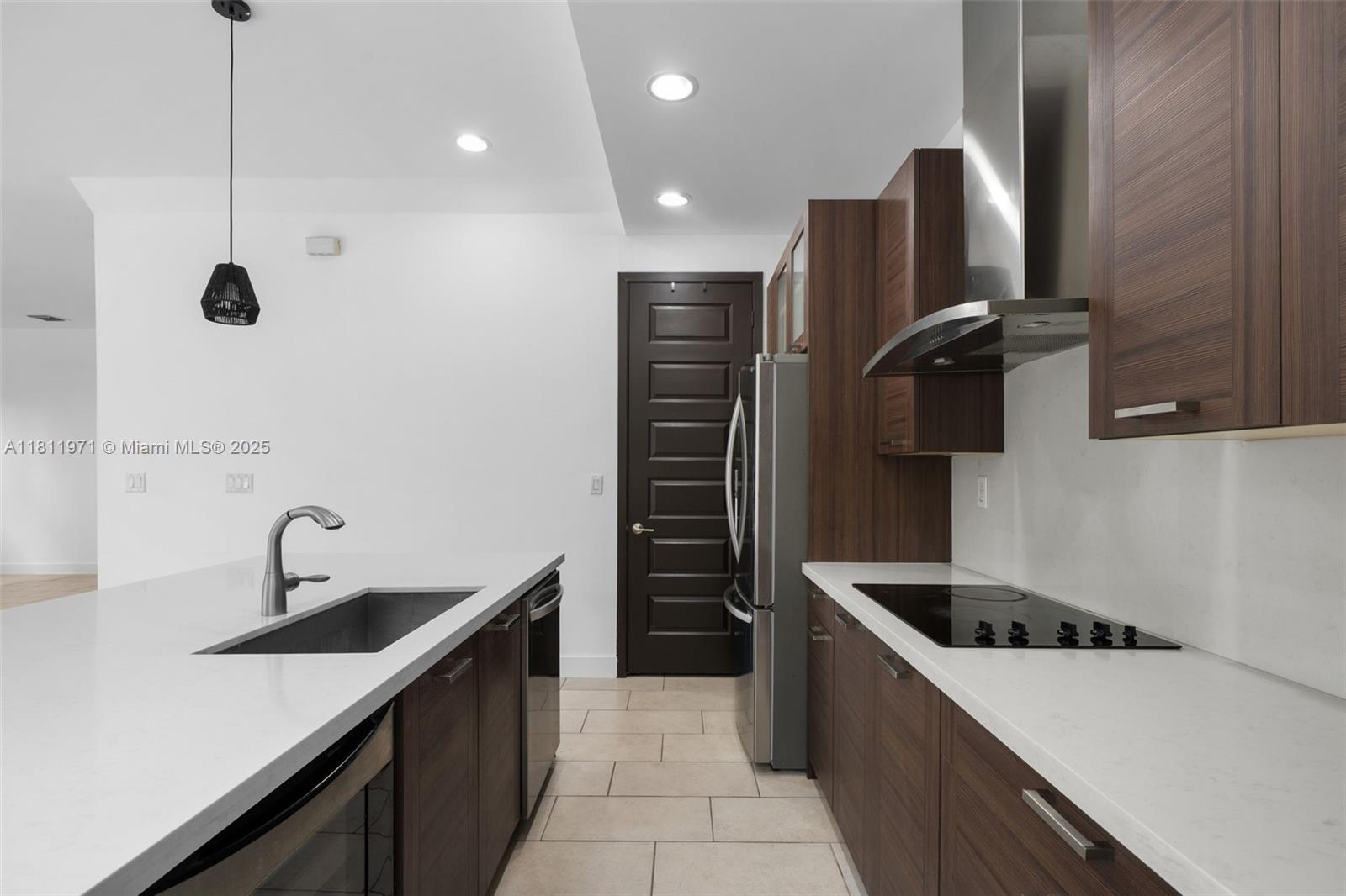 CRESTVIEW WEST - Residential