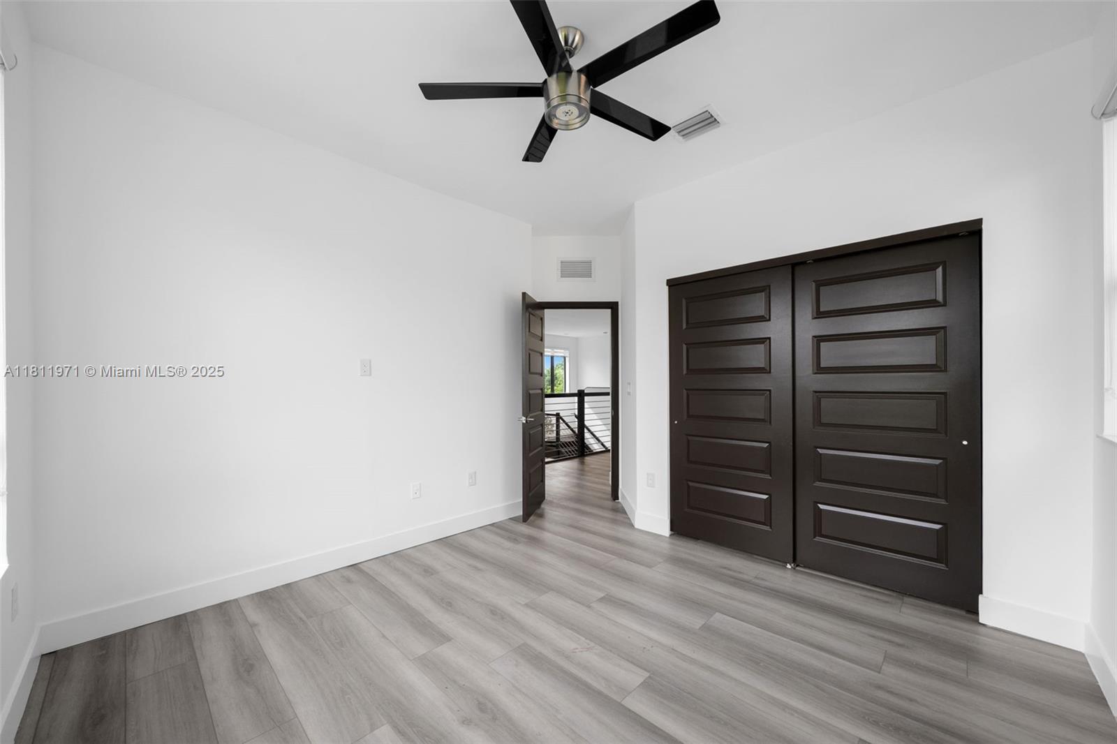 CRESTVIEW WEST - Residential