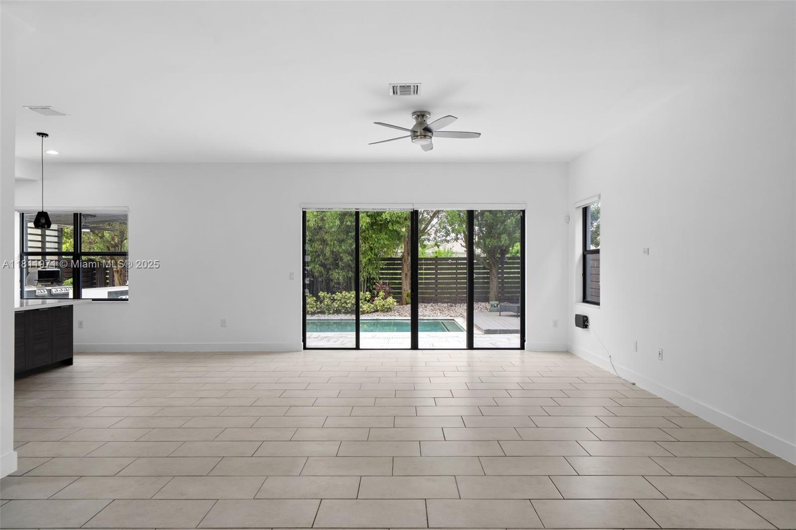 CRESTVIEW WEST - Residential