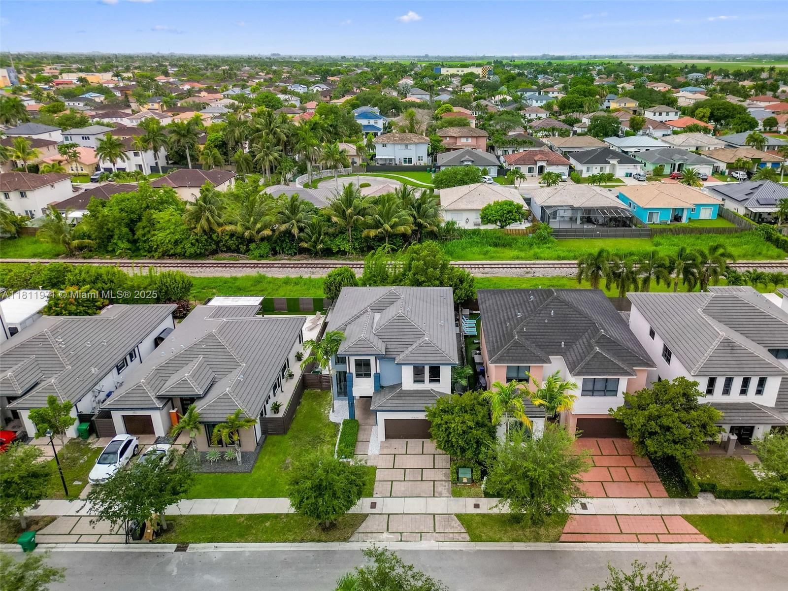 CRESTVIEW WEST - Residential