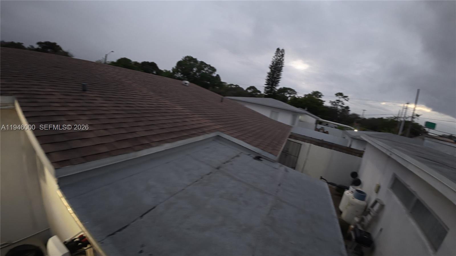 PINE TREE PARK - Residential