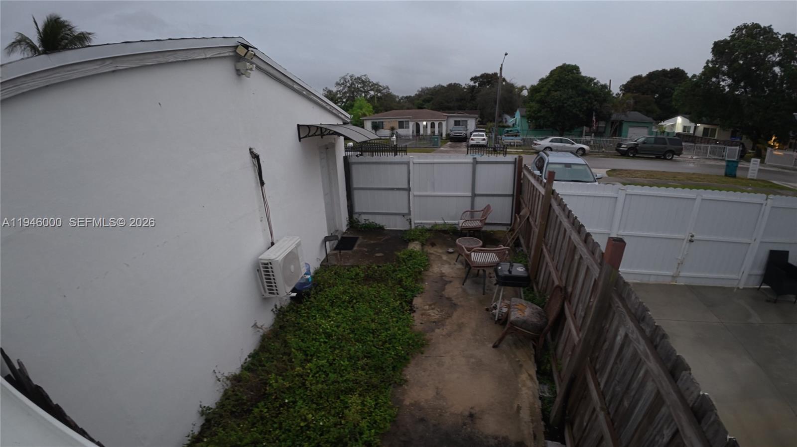 PINE TREE PARK - Residential