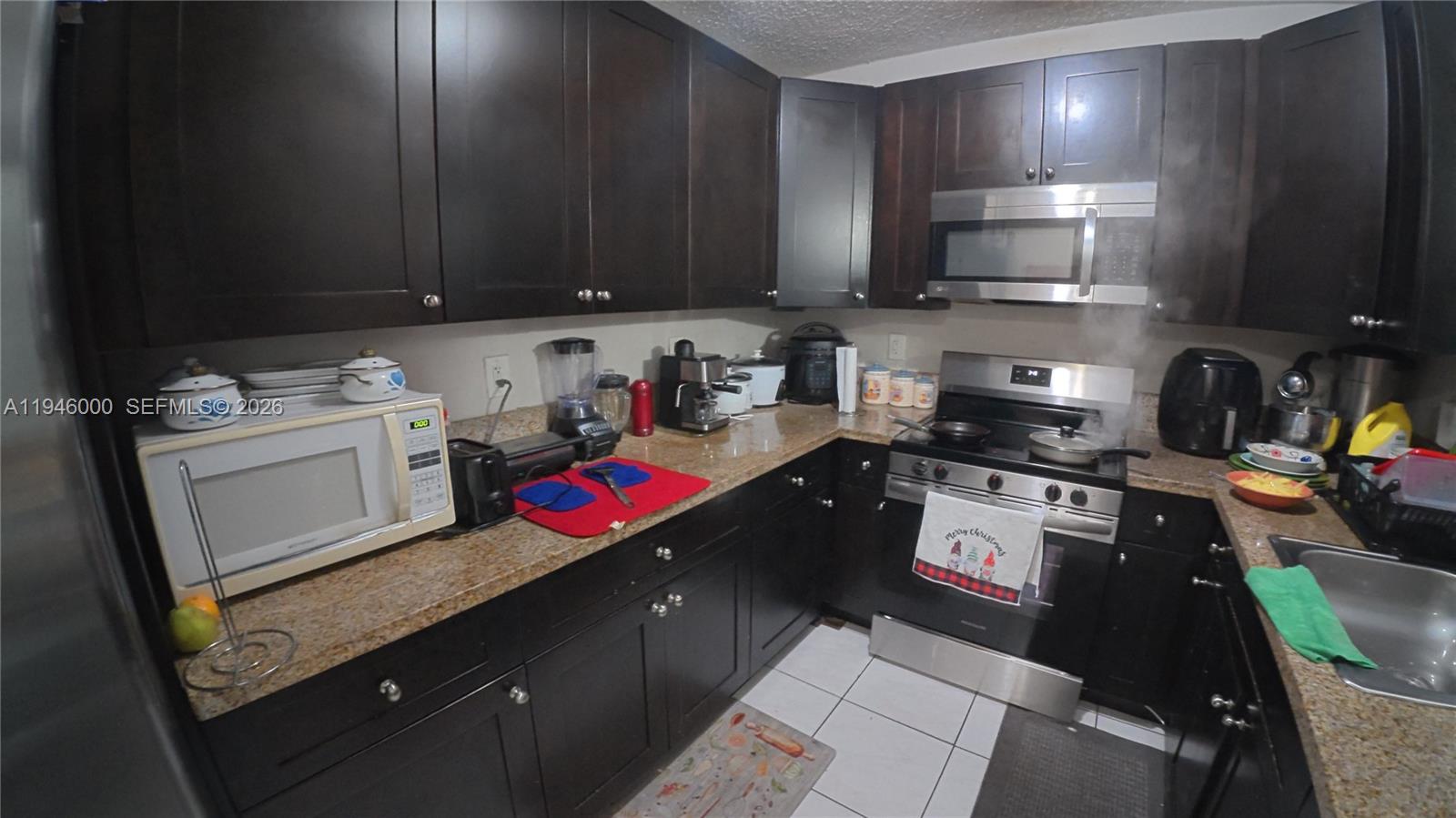 PINE TREE PARK - Residential