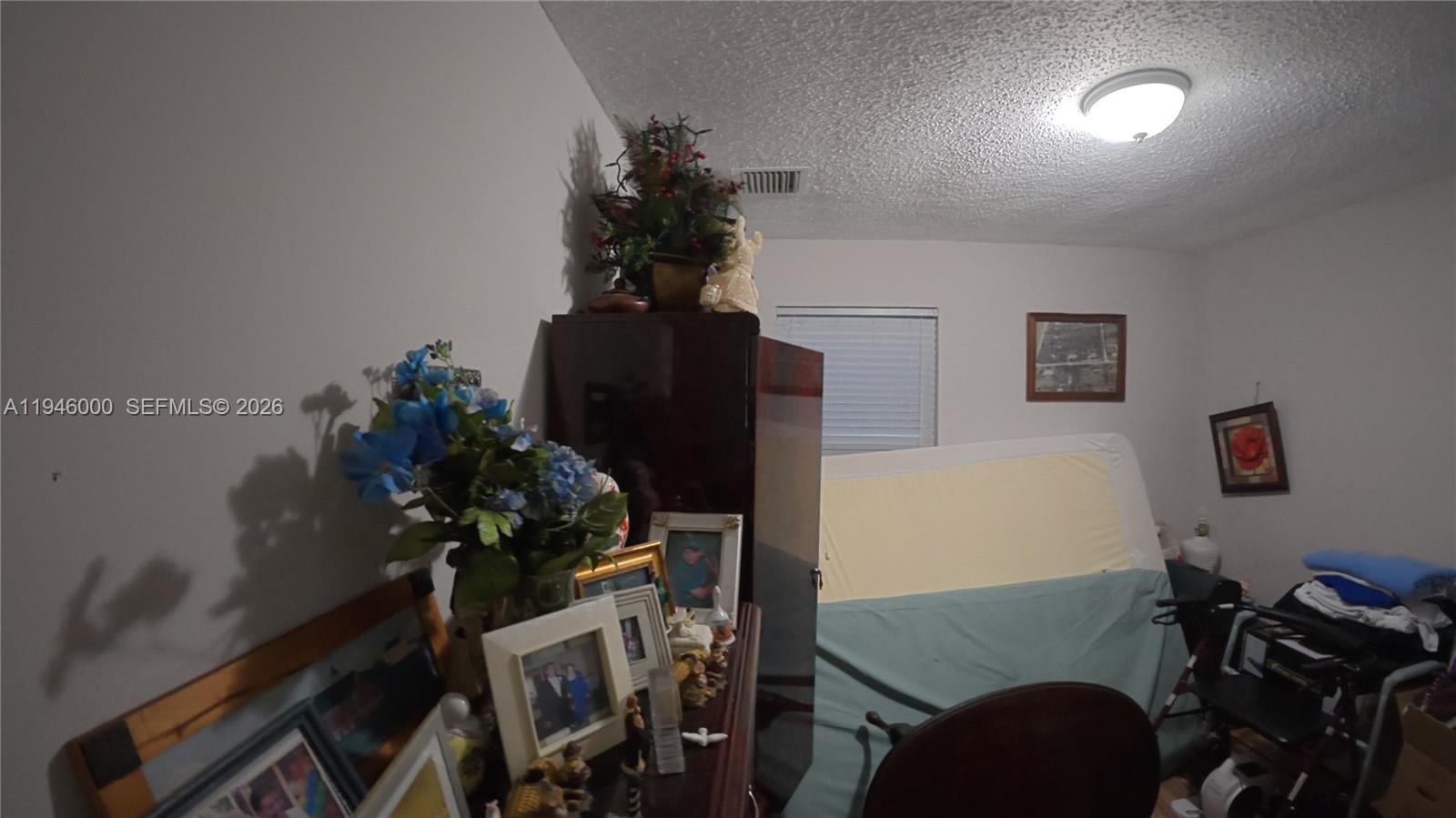 PINE TREE PARK - Residential