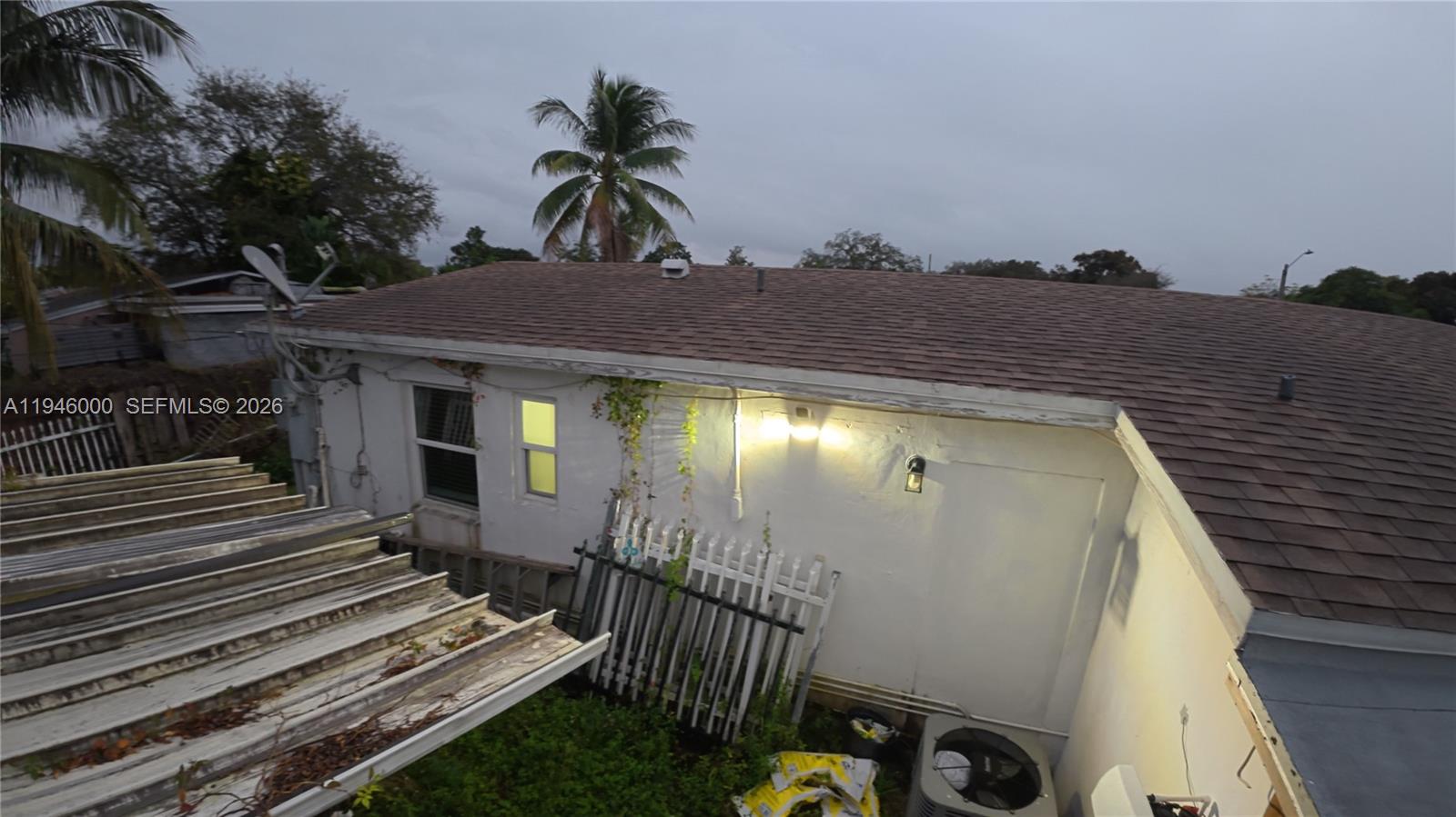 PINE TREE PARK - Residential