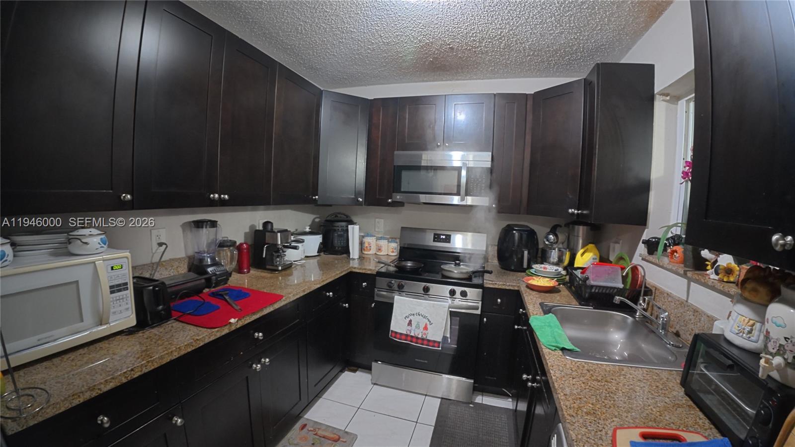 PINE TREE PARK - Residential