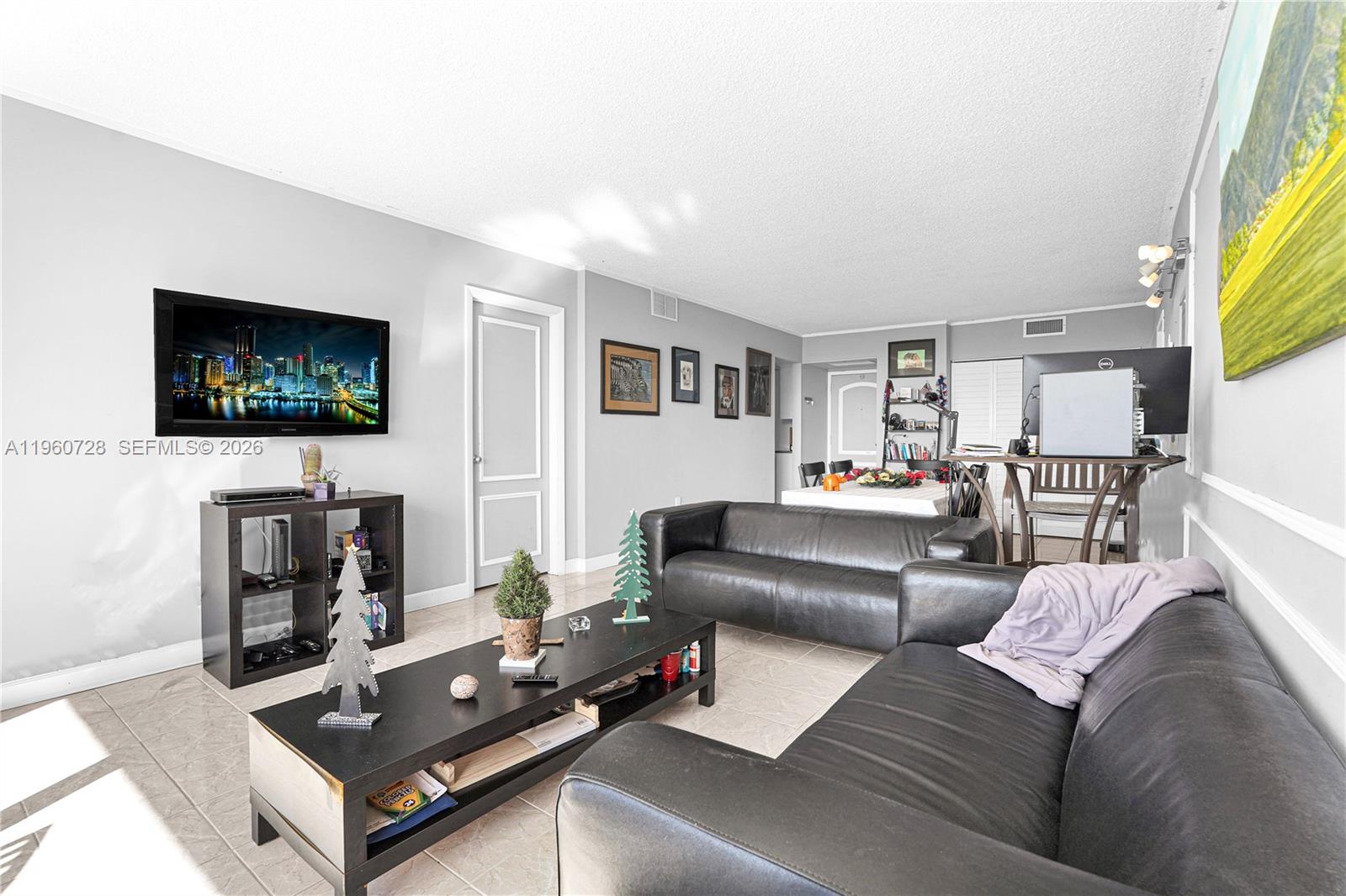 AVENTURA ELDORADO CONDO - Residential