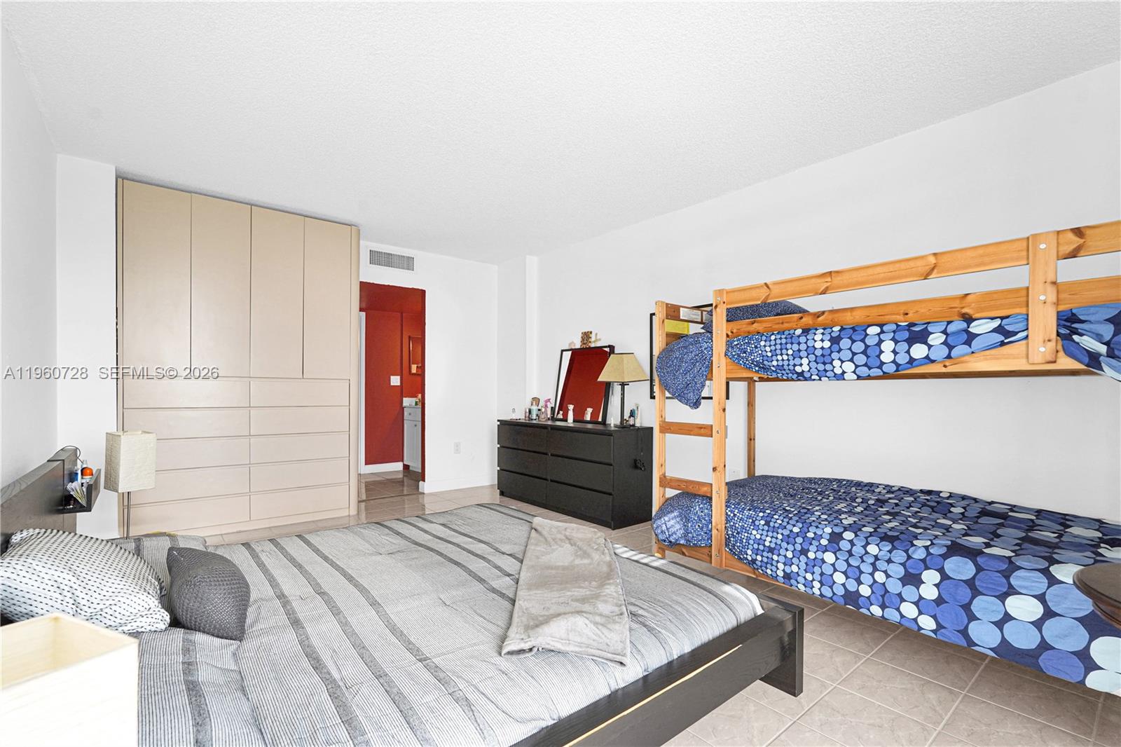 AVENTURA ELDORADO CONDO - Residential