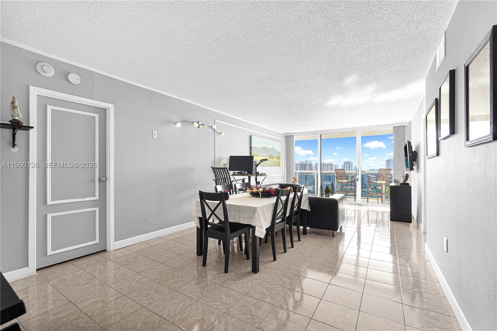 AVENTURA ELDORADO CONDO - Residential