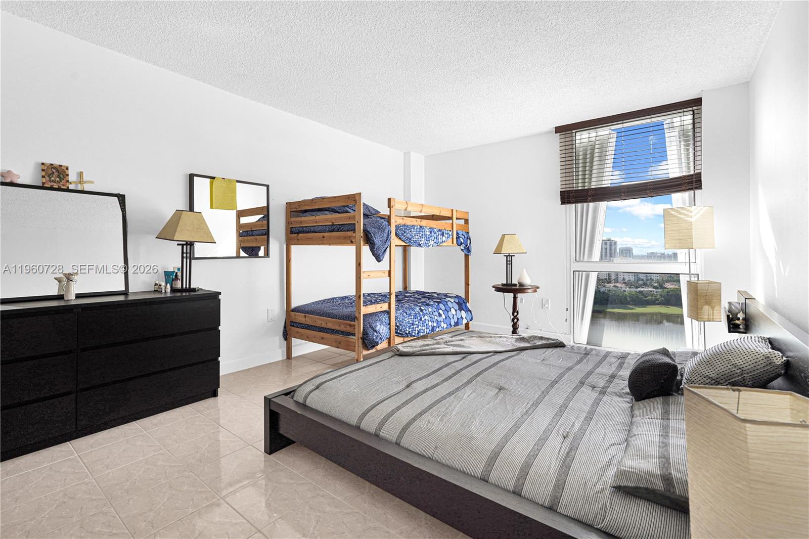 AVENTURA ELDORADO CONDO - Residential