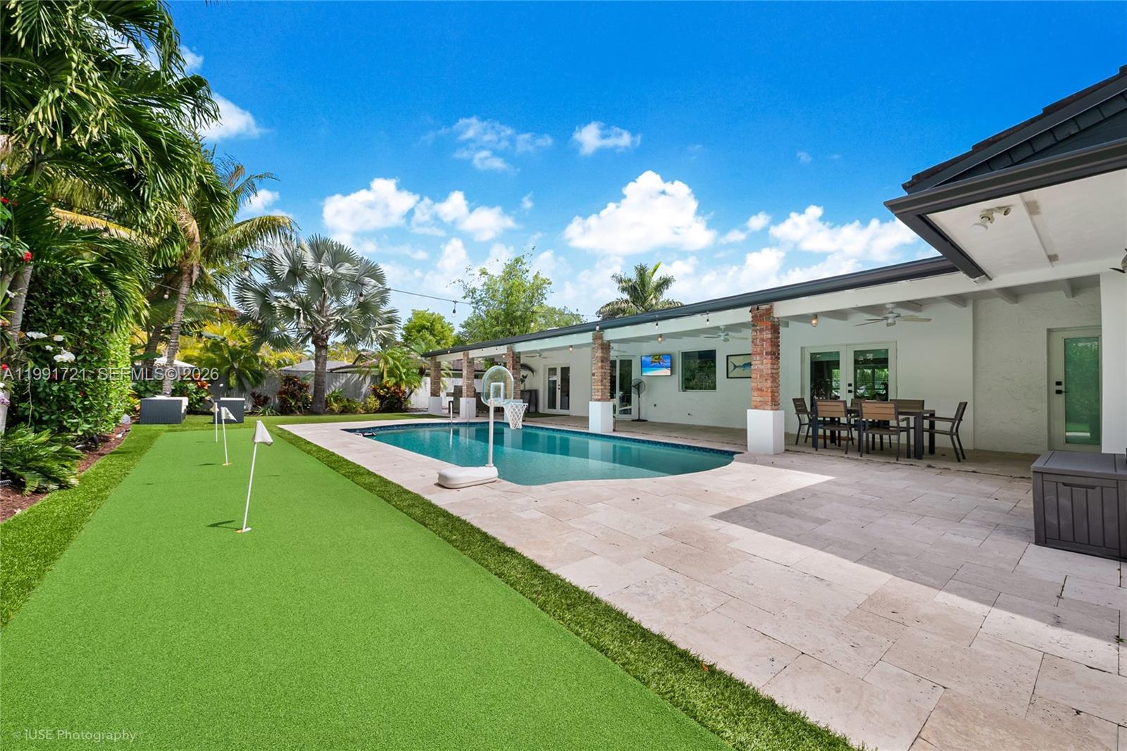 KENDALL EAST - Residential