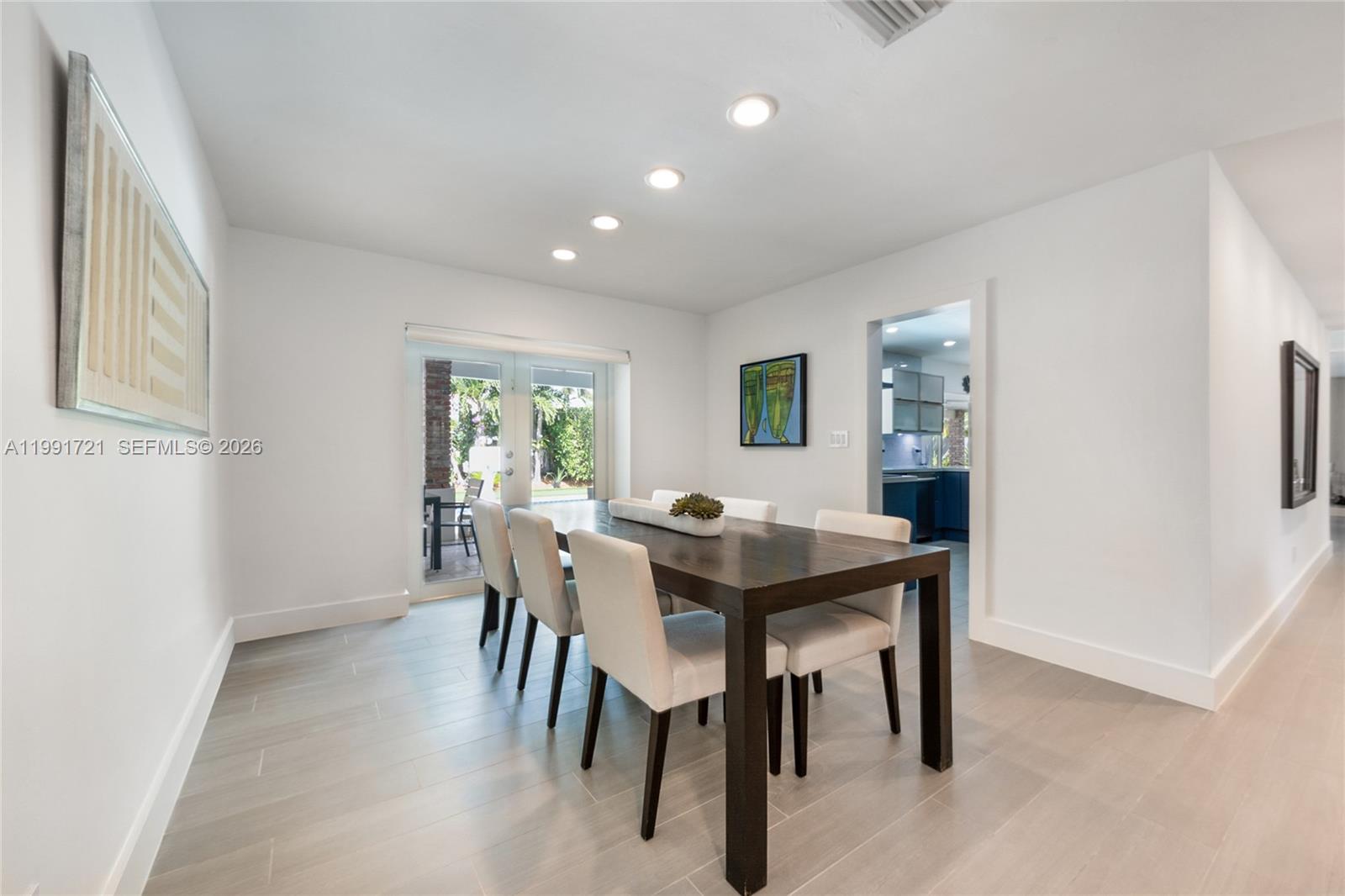 KENDALL EAST - Residential