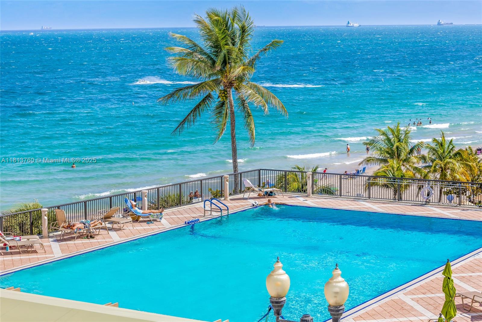 PLAZA SOUTH CONDO - Residential