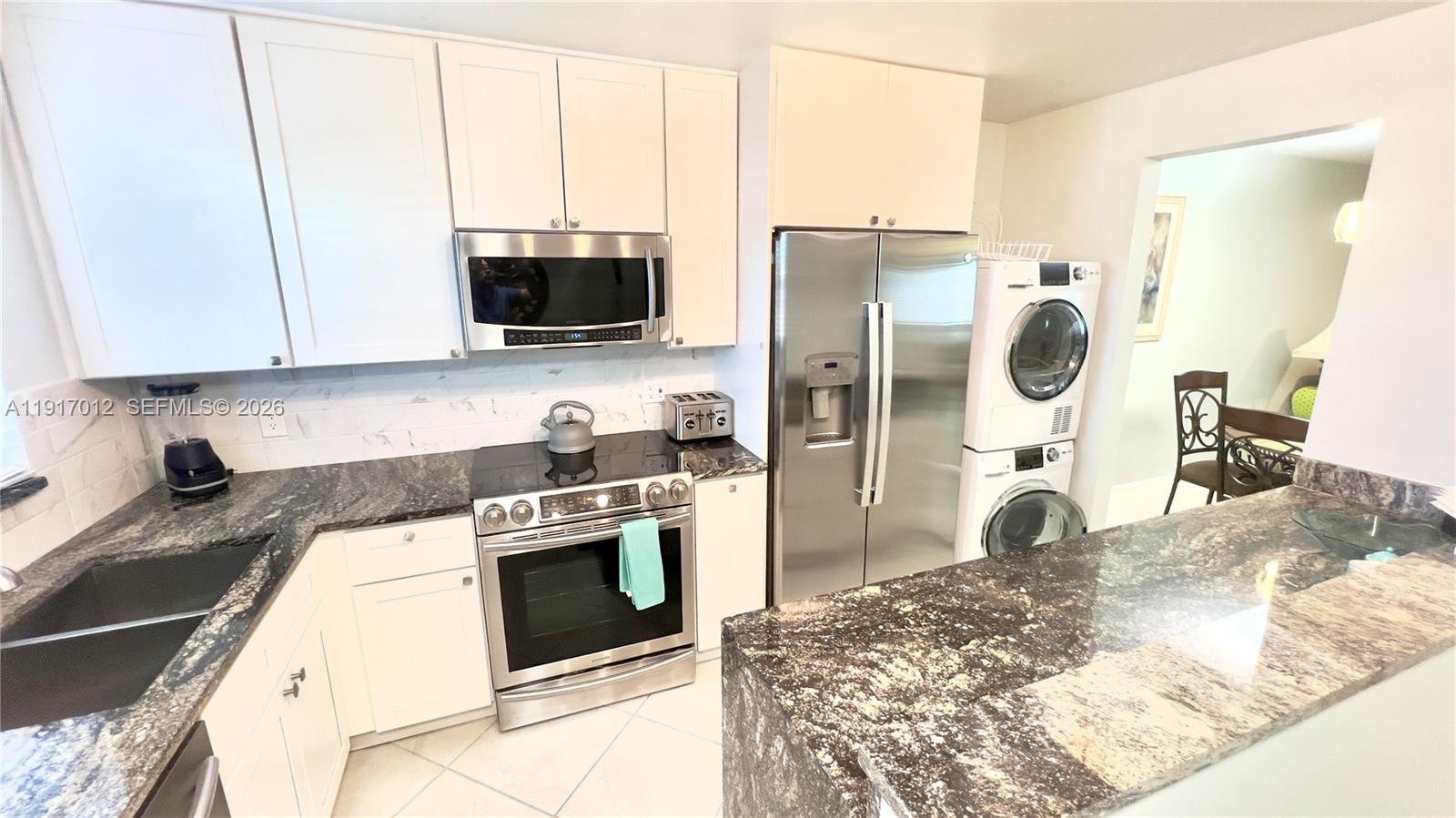 PAR ONE NO 1 A CONDOMINIUM - Residential