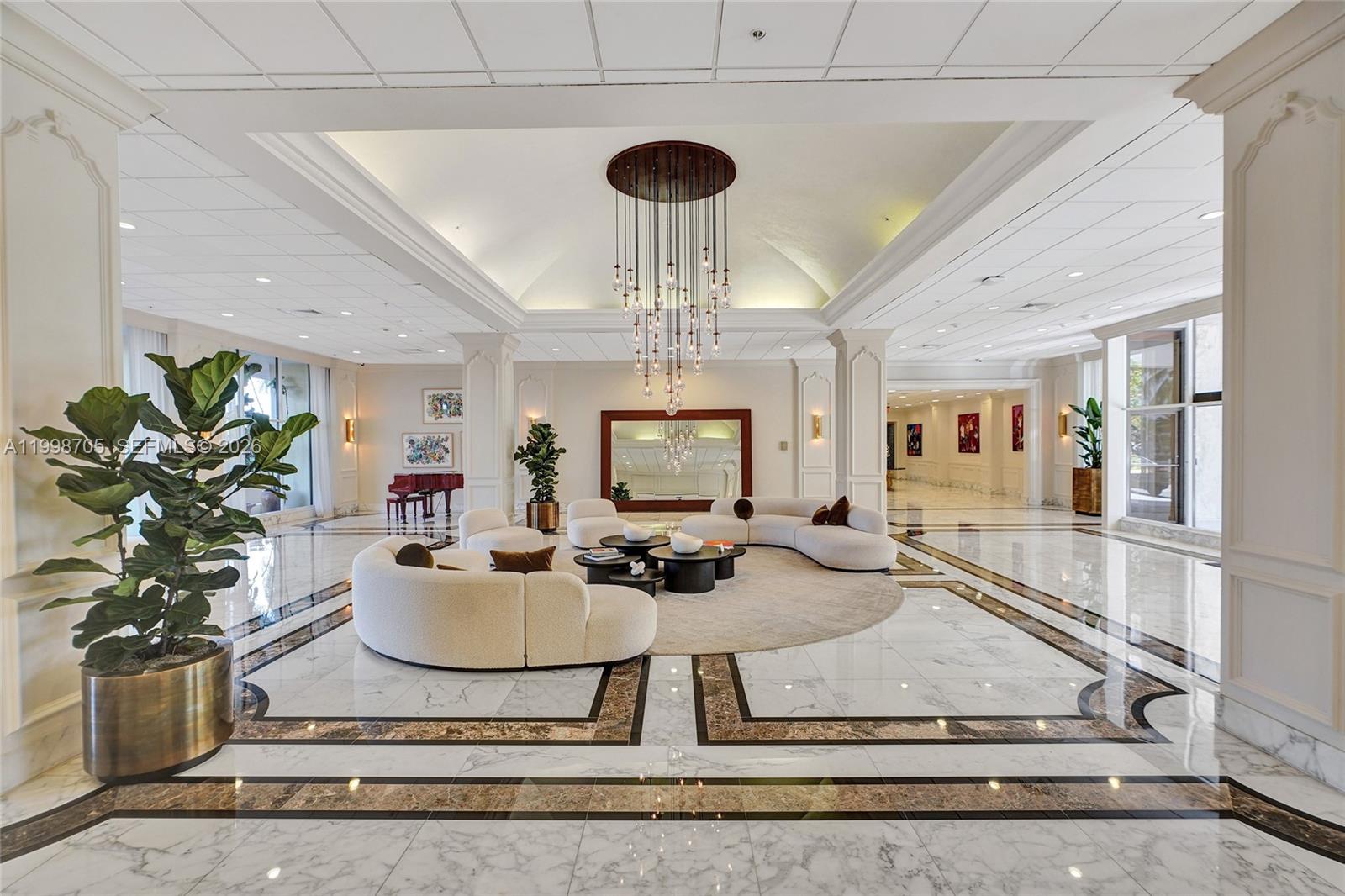 5600 CONDO - Residential