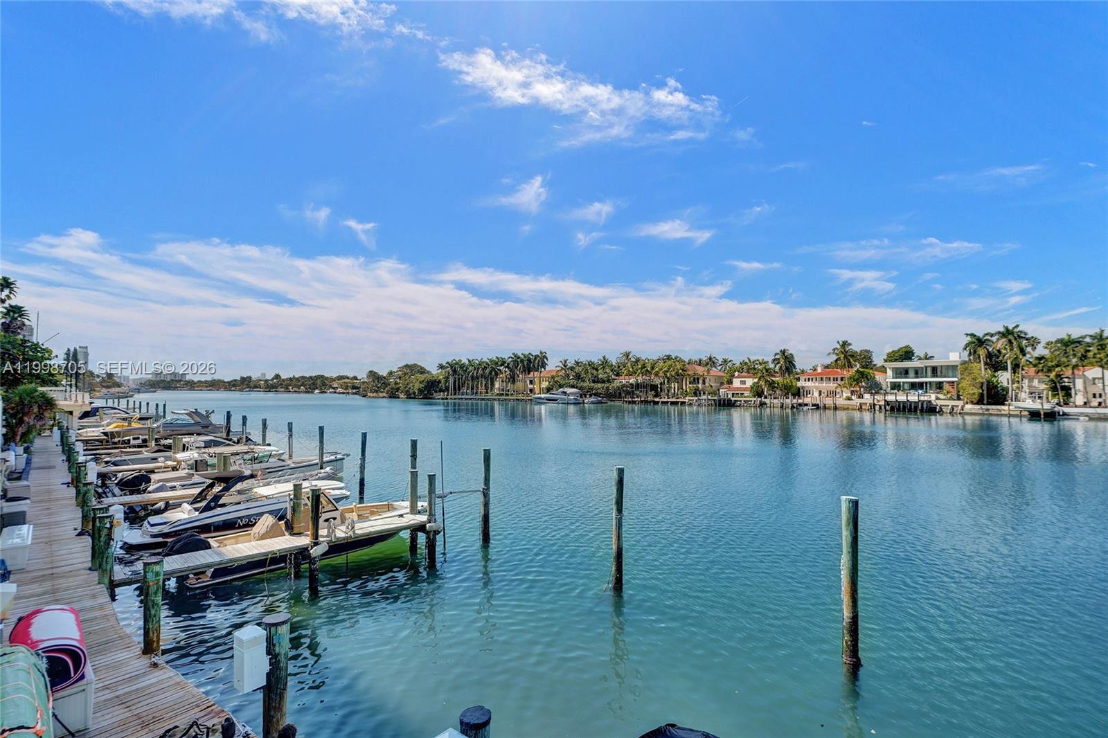 5600 CONDO - Residential