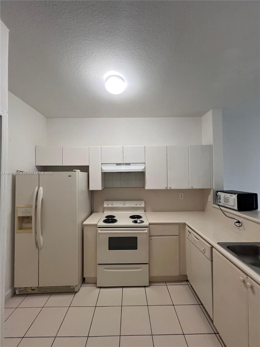 SHOMA CONDO AT KEYS COVE - Residential Lease