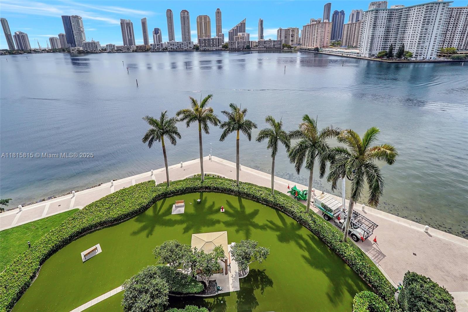 2600 ISL BLVD WILLIAMS IS - Residential