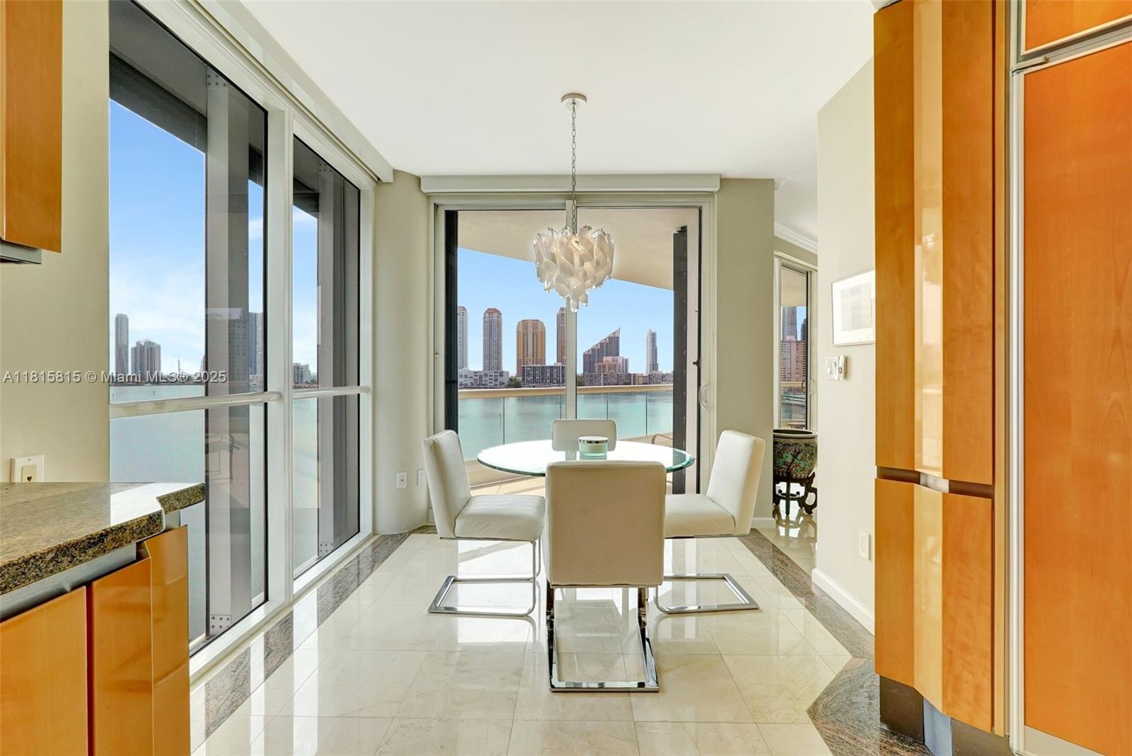 2600 ISL BLVD WILLIAMS IS - Residential