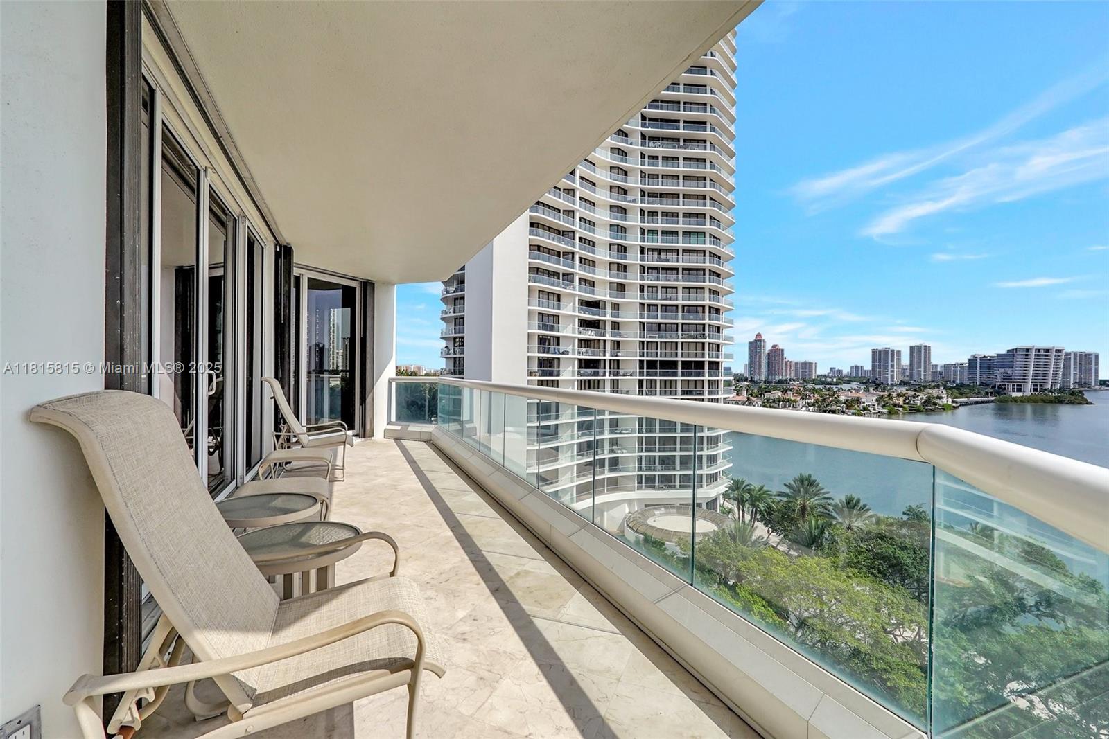 2600 ISL BLVD WILLIAMS IS - Residential